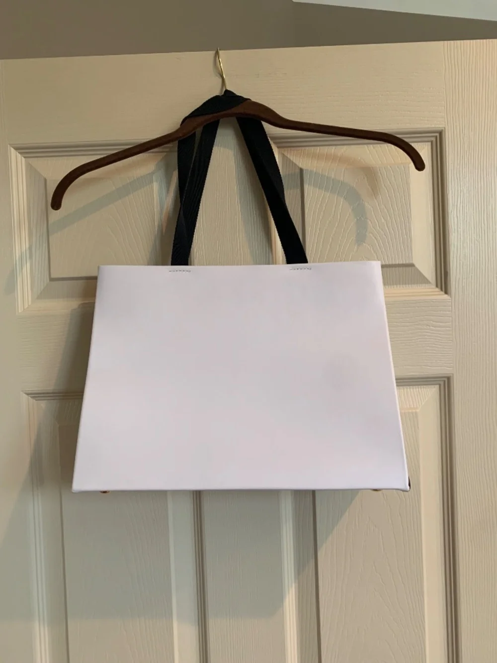 NWT Valentino Garavani White/Black Leather Handbag